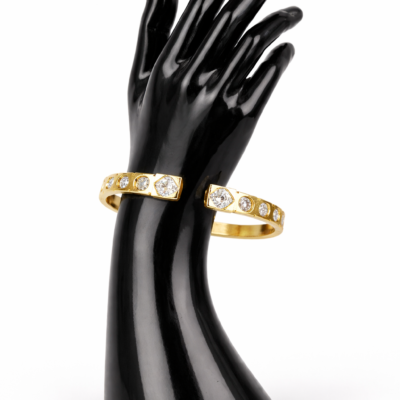 8 diamond stone  bracelet bangle