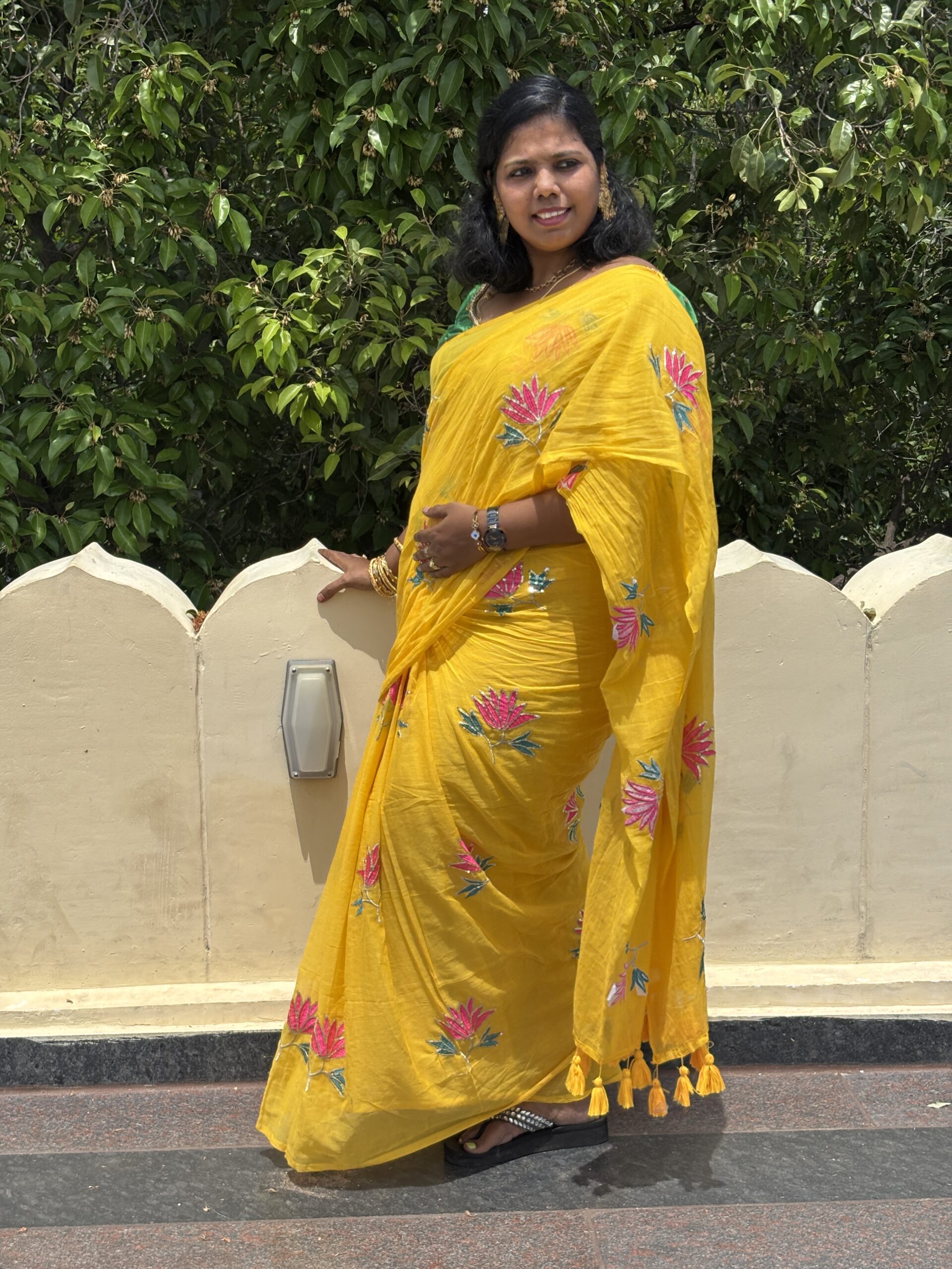 Mul Mul Cotton Yellow Saree for Women | Iyswarya Yellow Saree Online