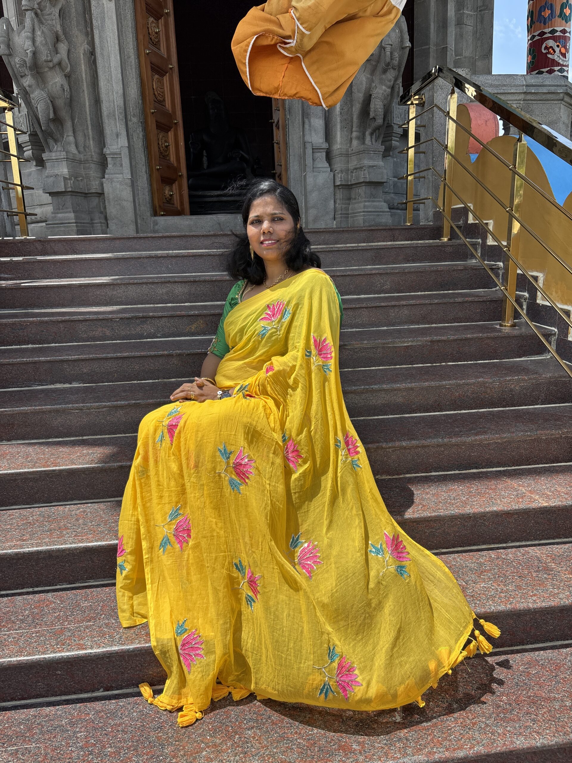 Mul Mul Cotton Yellow Saree for Women | Iyswarya Yellow Saree Online - Image 3
